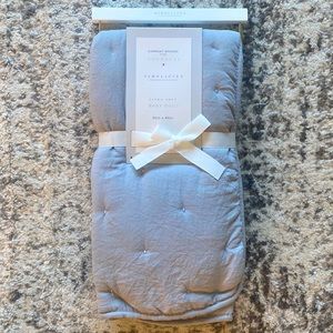 NEW | Simplicity Ultra Soft Baby Quilt